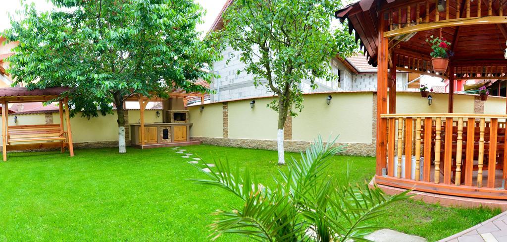 Casa Vio Otel Haţeg Dış mekan fotoğraf